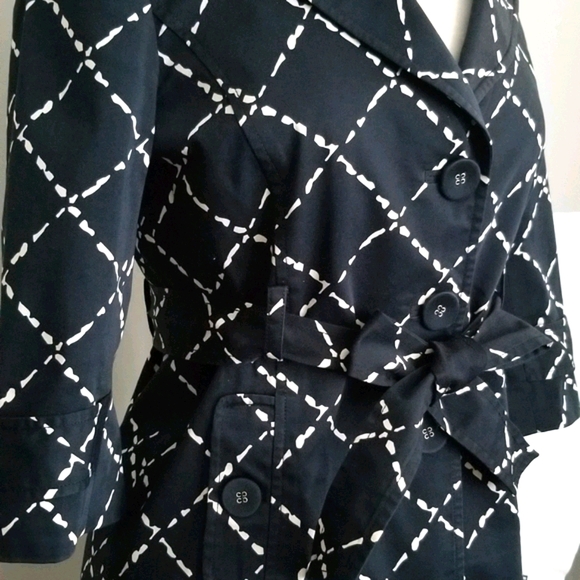 Halogen 3/4 Sleeve Belted Jacket. - Picture 4 of 9